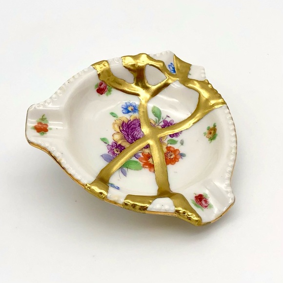 Kintsugi Ashtray Floral Porcelain Germany Gold Crack Art Personal Growth Gift - Picture 4 of 12